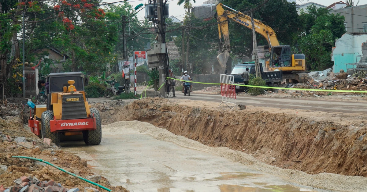 2 nhà thầu giao thông bị 'sờ gáy'