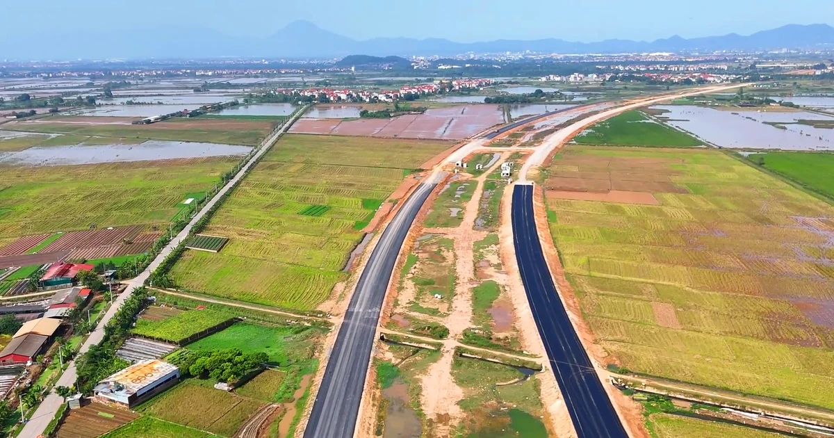 80% vốn đầu tư công cho hạ tầng, chuyên gia nói điểm mất cân đối
