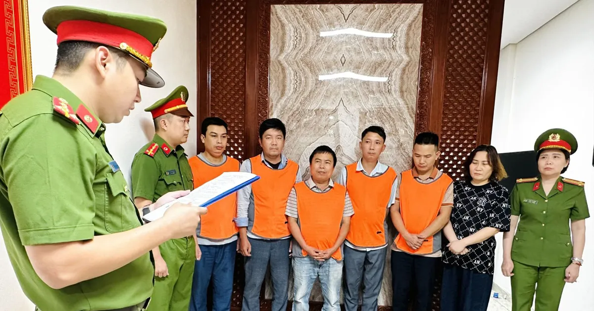 Bắt giám đốc, phó giám đốc công ty lập khống hồ sơ thí nghiệm vật liệu xây dựng