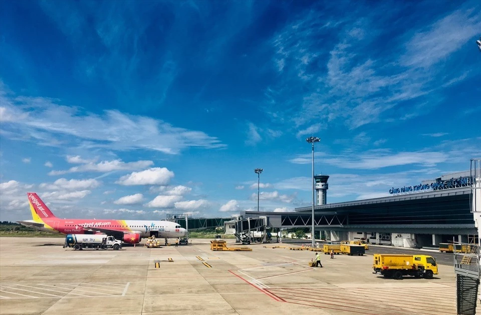 Bộ Xây dựng muốn 'lên đời' sân bay Cần Thơ