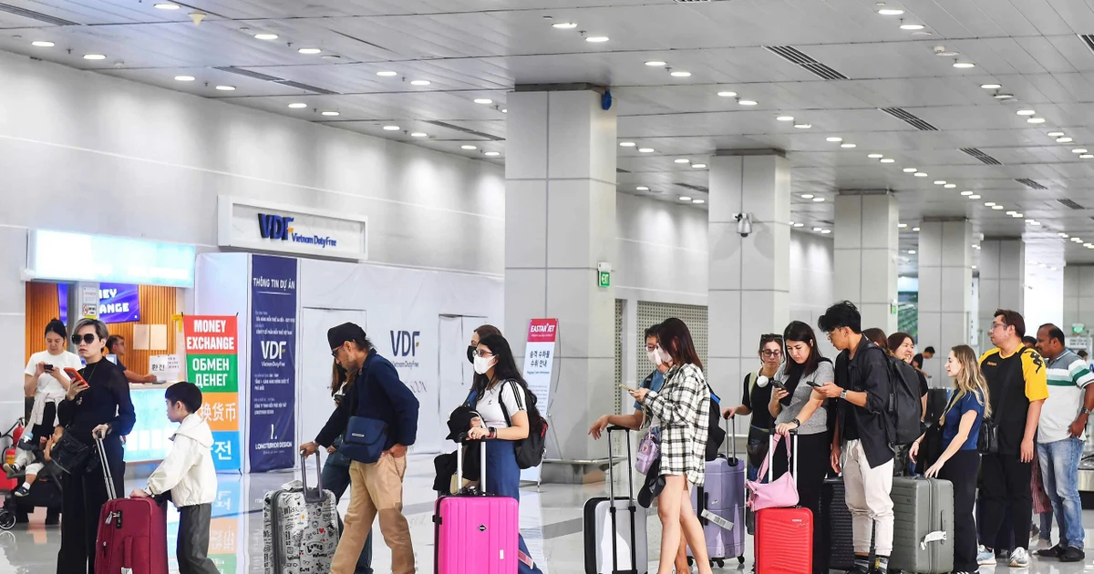 'Cháy' phòng khách sạn Phú Quốc, tăng 50% chuyến bay Tết