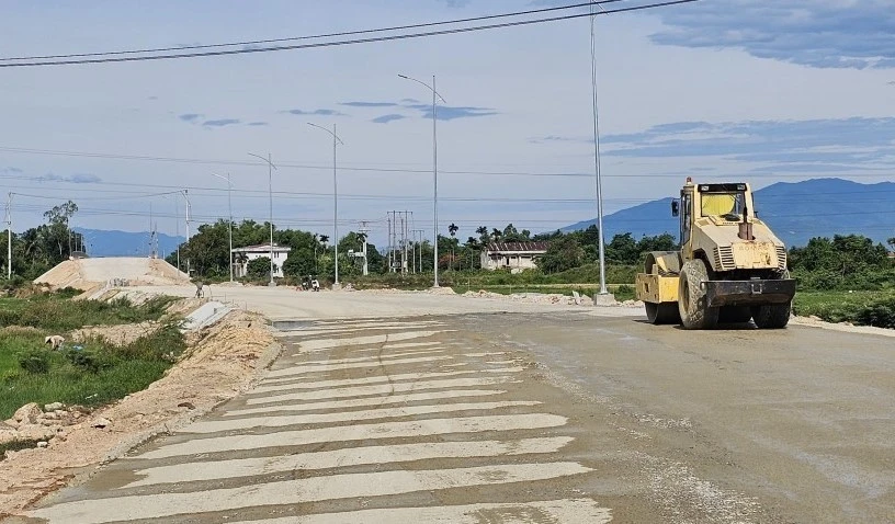 Điều chuyển hàng loạt dự án chậm tiến độ