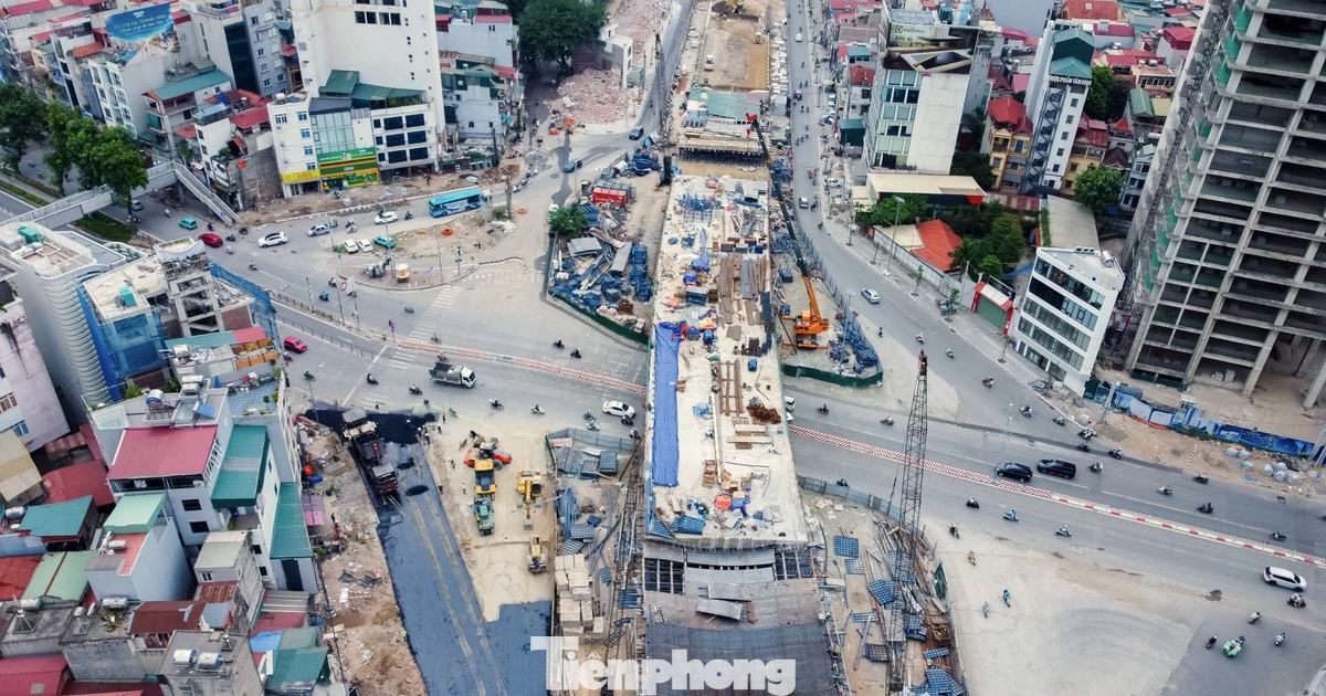 Hiện hình hài hai cầu vượt trên đường Vành đai 1 Hà Nội