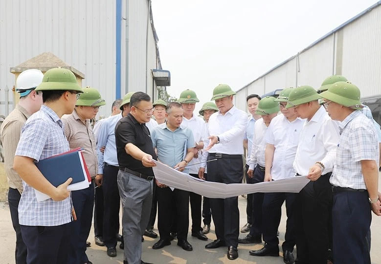 Phó Bí thư Hưng Yên Nguyễn Mạnh Quyền 'thúc' tiến độ dự án giao thông