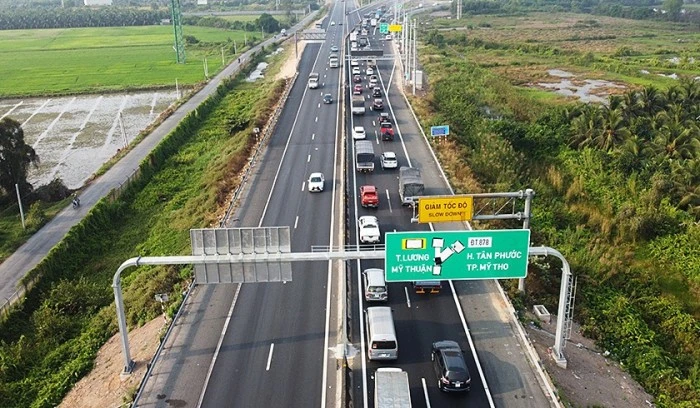 Quyết định quan trọng về tuyến cao tốc đông đúc nhất miền Tây