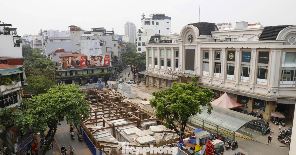 Tận thấy 'đại công trường' thi công chống ngập trên phố Hà Nội