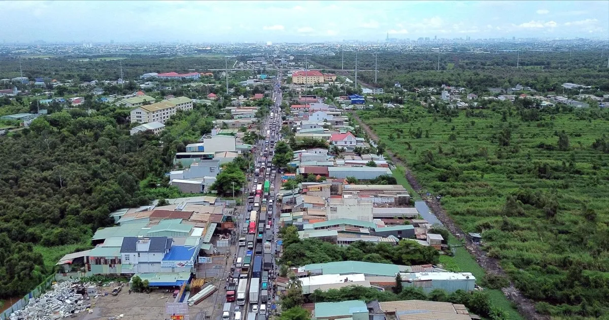 Tháo “nút thắt cổ chai” gây kẹt xe cửa ngõ Tây Ninh - TPHCM