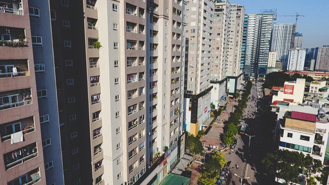Thấy gì khi giá nhà, tín dụng tăng nóng?