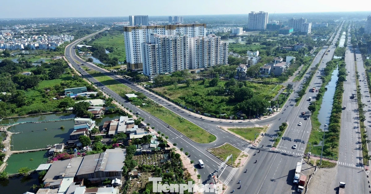 Vì sao nút giao quốc lộ gần 600 tỷ ở TPHCM đã hoàn thành vẫn phải 'đắp chiếu'?
